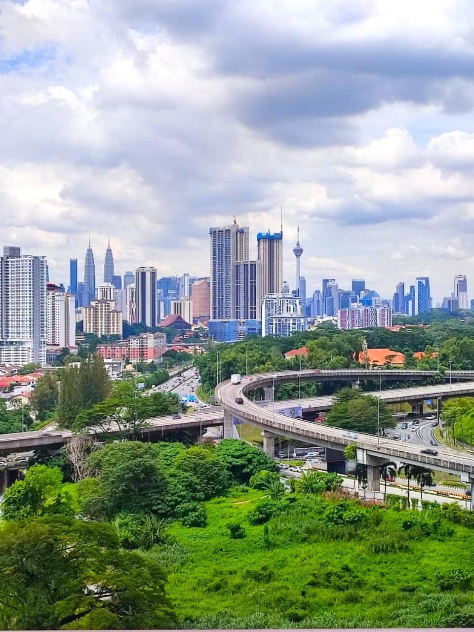 Cozy Klcc View Mitec Mont Kiara Desa Park Rdb115 D *